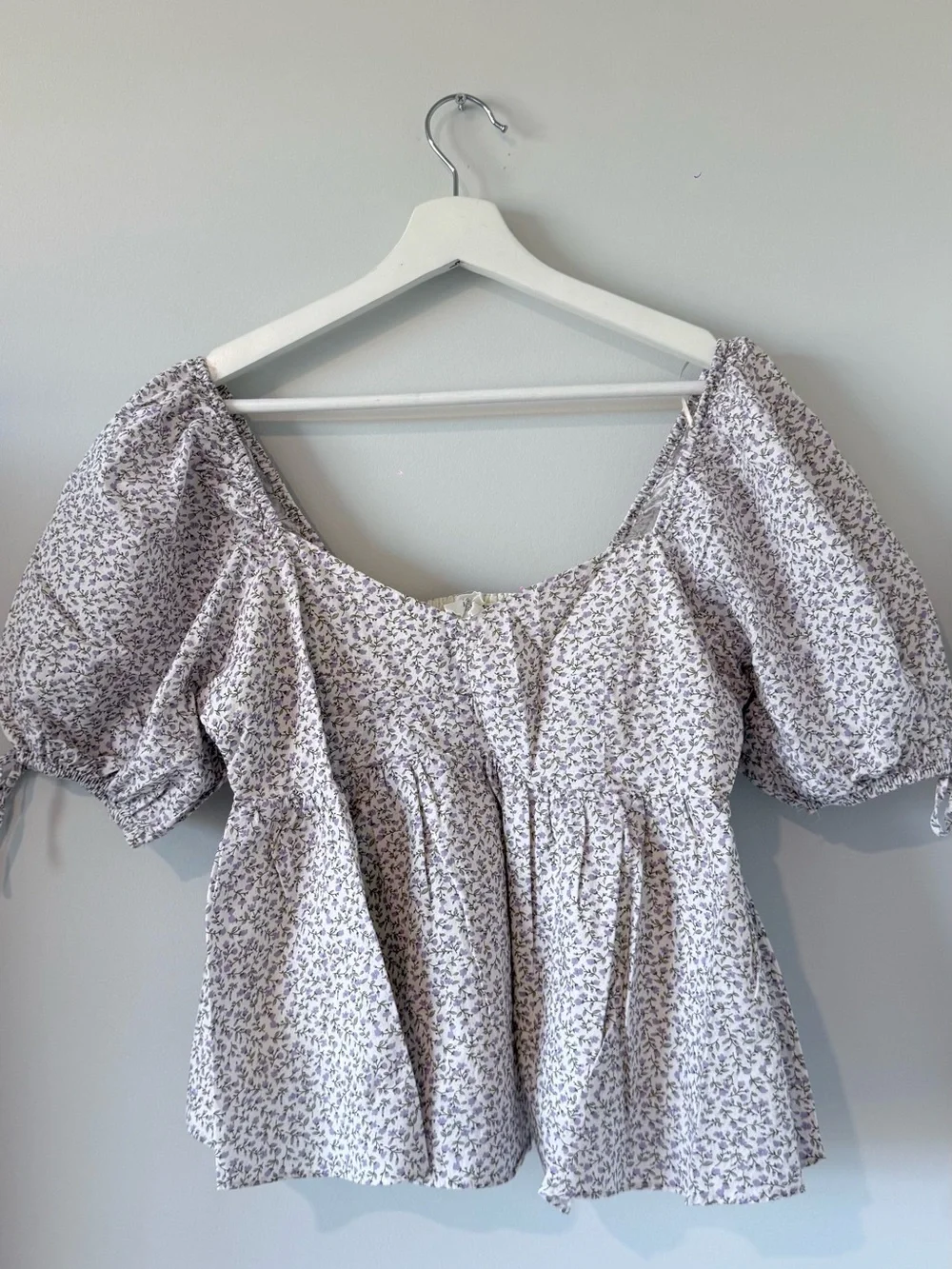 Tuckernuck Hyacinth House lavender floral Women M Vacation Travel Summer Boho